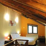 Villa Giusvalla Forest Village *