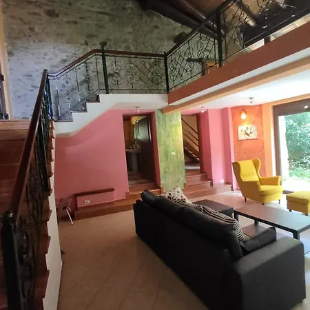 וילה Giusvalla Forest & Retreat, Liguria