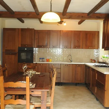 Villa Giusvalla Forest Village *