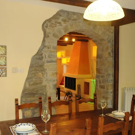 Villa Giusvalla Forest Village