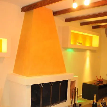וילה Giusvalla Forest & Retreat, Liguria דגו