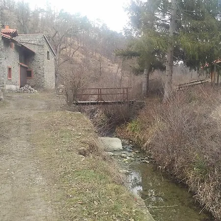 Giusvalla Forest & Retreat, Liguria Villa *