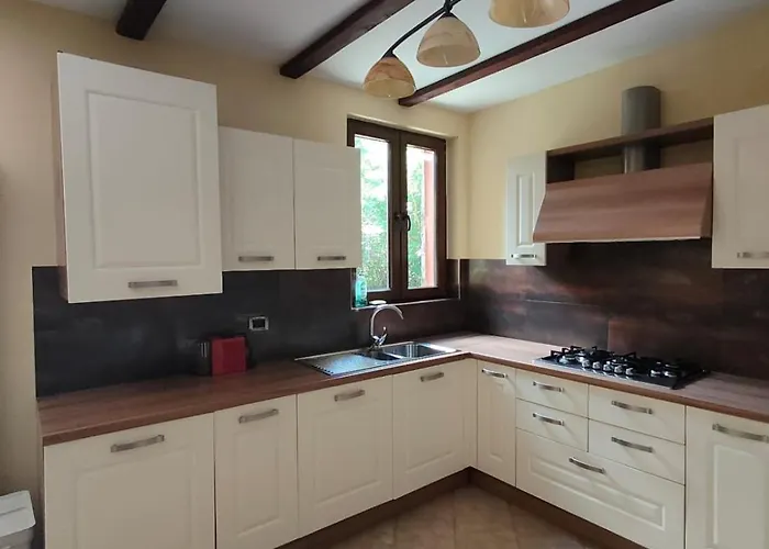 Giusvalla Forest Village Villa